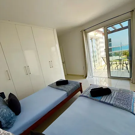 Amani Seaview 3 Bedrooms Luxury Vilă *