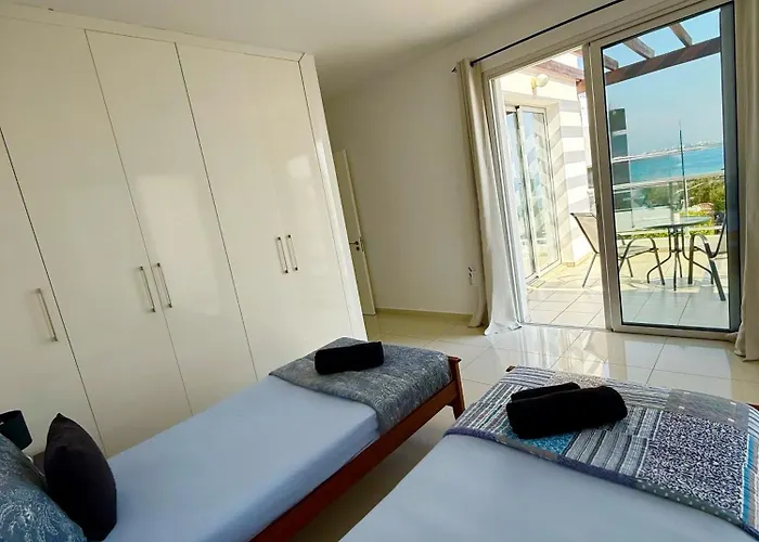 Amani Seaview 3 Bedrooms Luxury Vila *